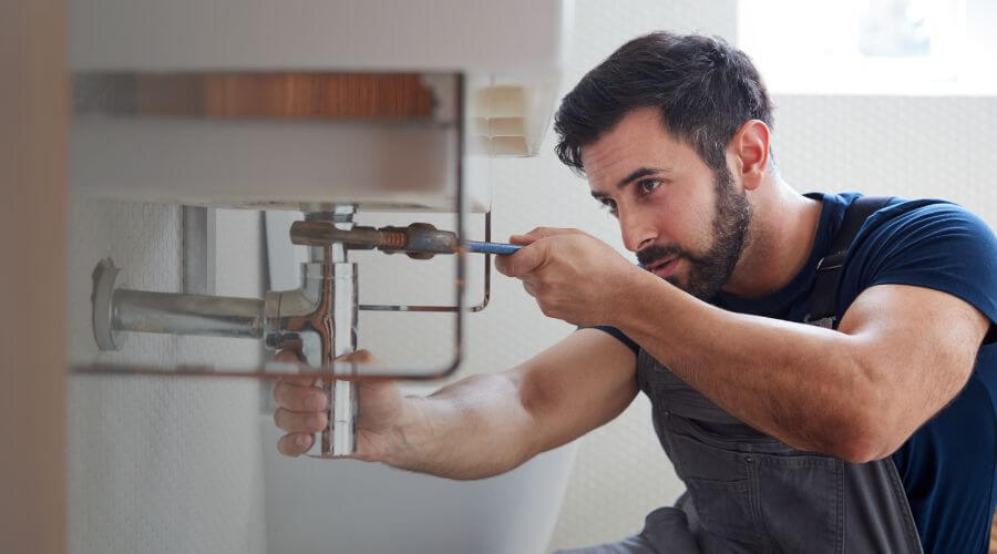 Professional water heater installation services in Munger, MI